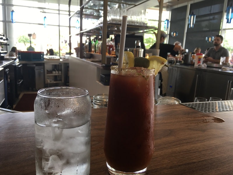 Review Le Méridien Oakbrook Center Chicago on the Cheap